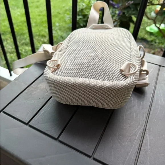 Vegan Purse Bundle - Picture 16 of 16